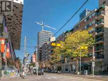 628 - 73 MCCAUL STREET Toronto