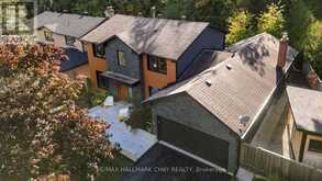 30 VALLEY DRIVE Barrie 