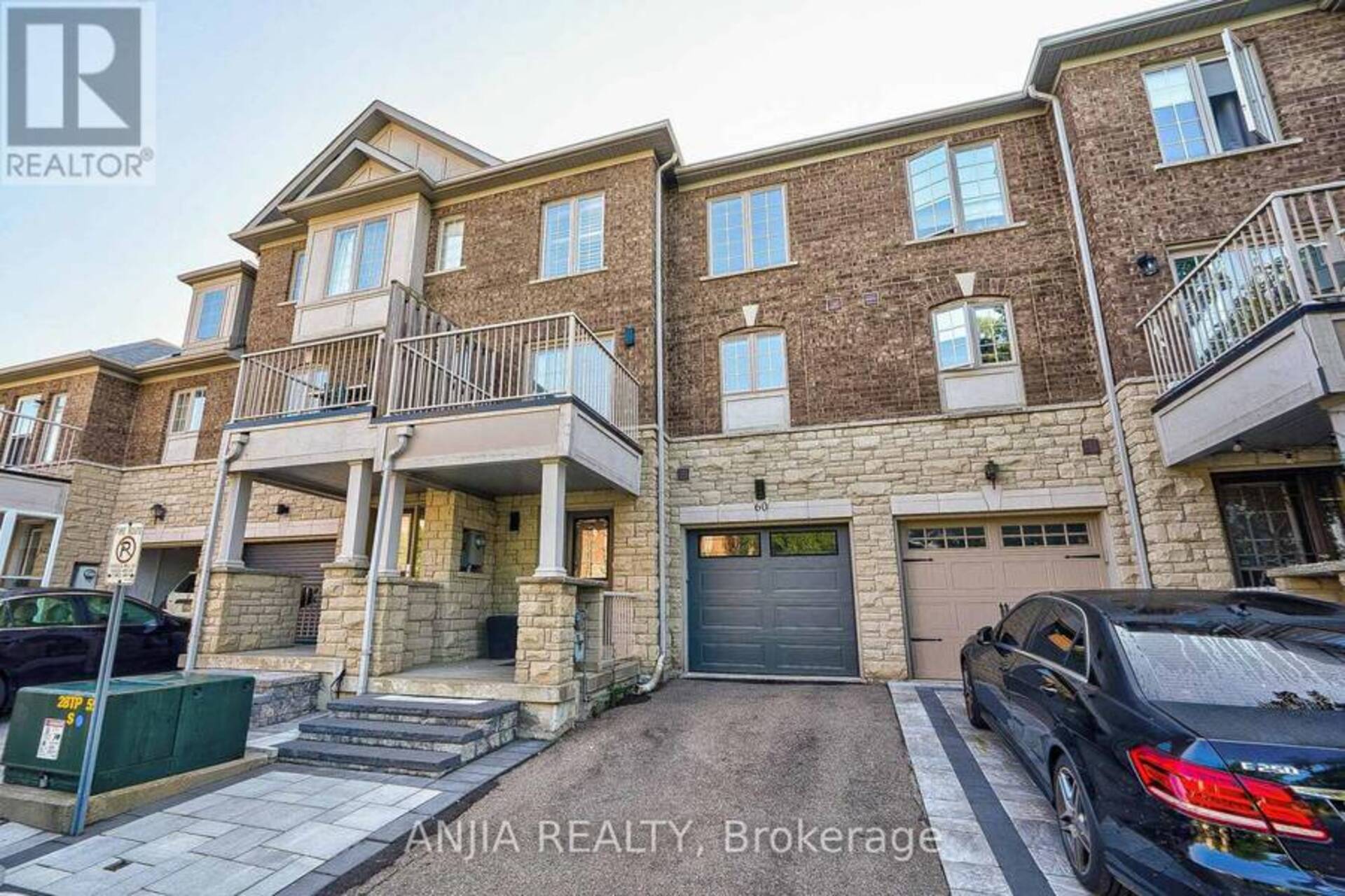 60 THOROUGHBRED WAY Markham