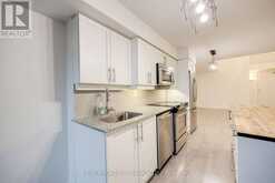 213 - 125 WESTERN BATTERY ROAD Toronto 