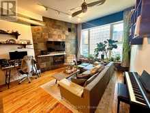 105 - 670 RICHMOND STREET W Toronto 