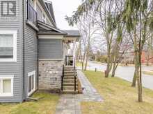 31 OAKWOOD AVENUE N Mississauga 