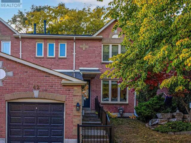 42 FERNBANK PLACE Whitby  Ontario