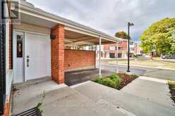 4 - 403 KEATS WAY Waterloo