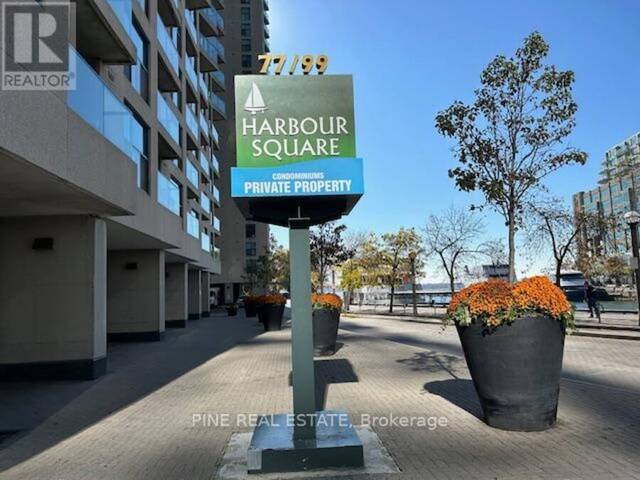 3207 - 77 HARBOUR SQUARE Toronto  Ontario