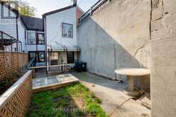 58 MANSFIELD AVENUE Toronto 