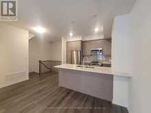 346 - 100 HONEYCRISP CRESCENT Vaughan 