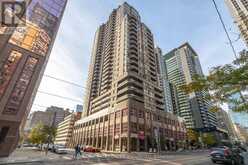 305 - 736 BAY STREET Toronto 