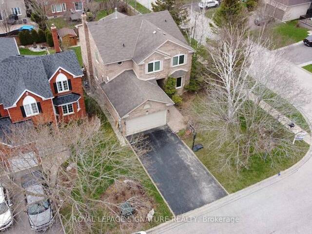 LOWER - 30 KNOLE HAVEN DRIVE Aurora Ontario