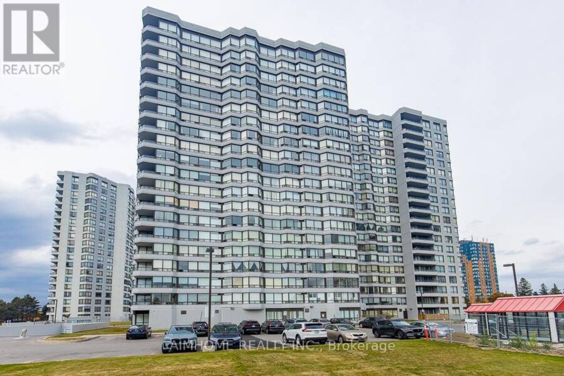 1613 - 330 ALTON TOWERS CIRCLE Toronto 