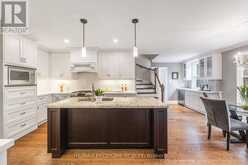 40 WRENWOOD COURT Markham