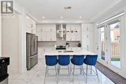 26 CONCERT HILL WAY East Gwillimbury 