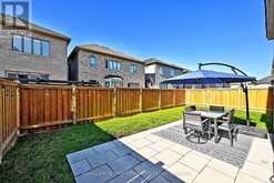 26 CONCERT HILL WAY East Gwillimbury 