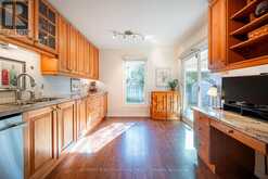 2287 MARGOT STREET Oakville 