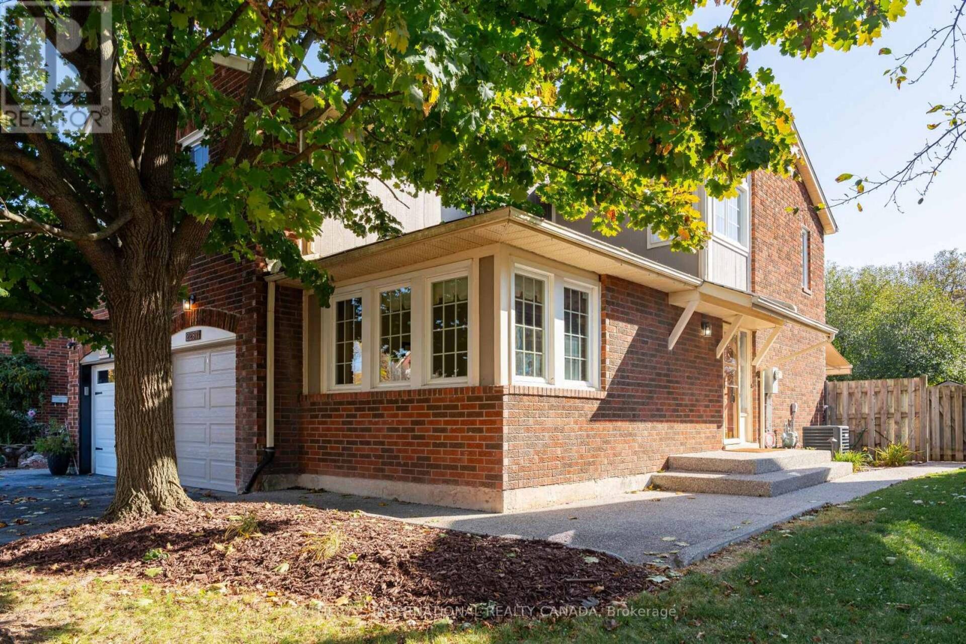 2287 MARGOT STREET Oakville 