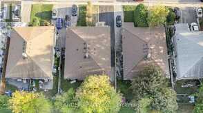 703 SUNNYPOINT DRIVE Newmarket