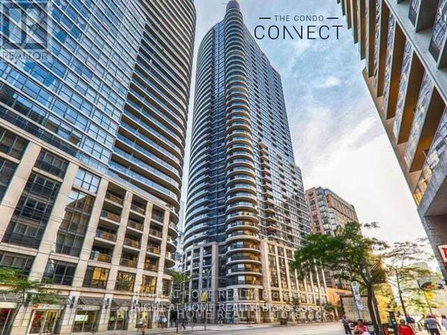 808 - 21 CARLTON STREET Toronto Ontario