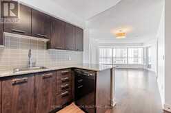 1023 - 135 VILLAGE GREEN SQUARE Toronto