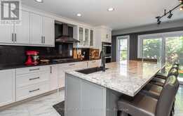 10 SAXON ROAD Barrie 