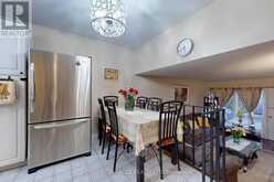 7 - 61 DRIFTWOOD AVENUE Toronto 