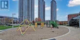 PH20 - 181 VILLAGE GREEN SQUARE Toronto