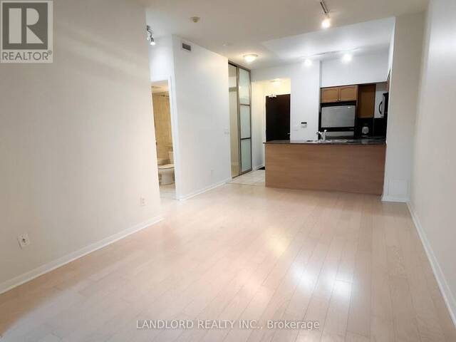 215 - 231 FORT YORK BOULEVARD Toronto Ontario