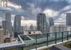 602 - 1121 BAY STREET Toronto 