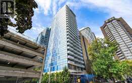 907 - 210 SIMCOE STREET Toronto