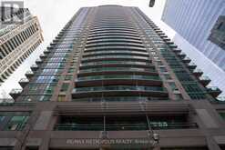 1606 - 30 GRAND TRUNK CRESCENT Toronto