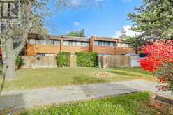 3 - 351 DRIFTWOOD AVENUE N Toronto 