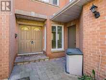 42 - 36 FARNHAM DRIVE Brampton 