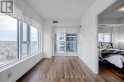 1404 - 30 SAMUEL WOOD WAY Toronto 