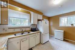 98 DOLLY VARDEN BOULEVARD Toronto 