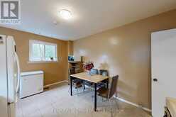 98 DOLLY VARDEN BOULEVARD Toronto 