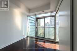 4202 - 12 YORK STREET Toronto 