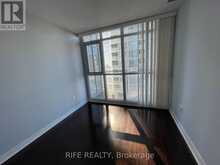 1038 - 15 ICEBOAT TERRACE Toronto 