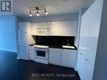 1038 - 15 ICEBOAT TERRACE Toronto