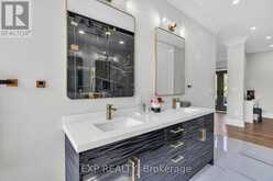 15714 BATHURST STREET King