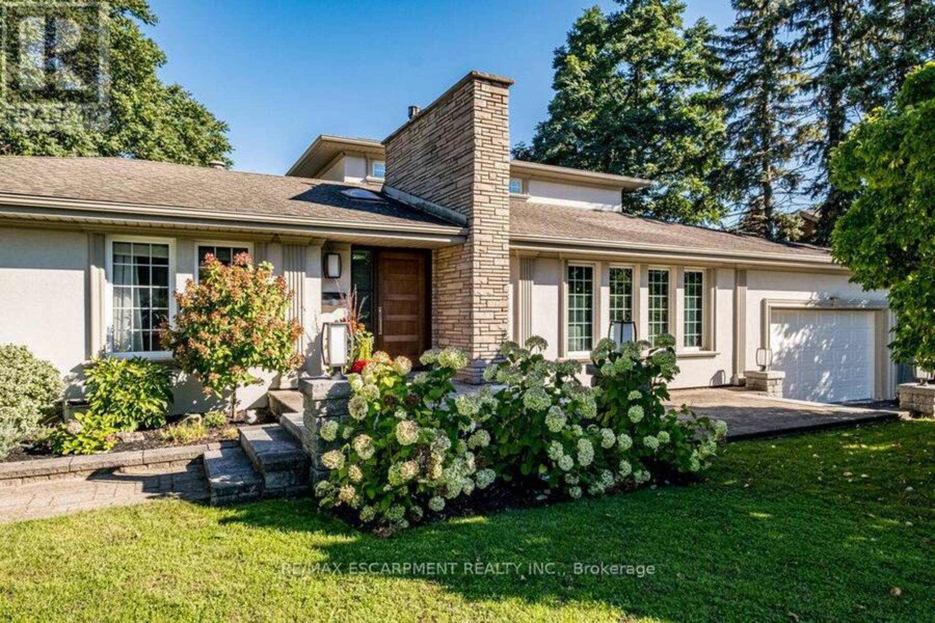 822 DANFORTH PLACE Burlington