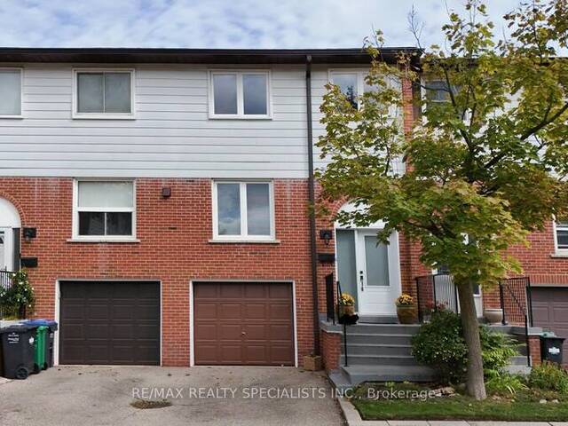 45 - 2445 HOMELANDS DRIVE Mississauga  Ontario