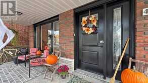 2 - 477A COSBURN AVENUE Toronto