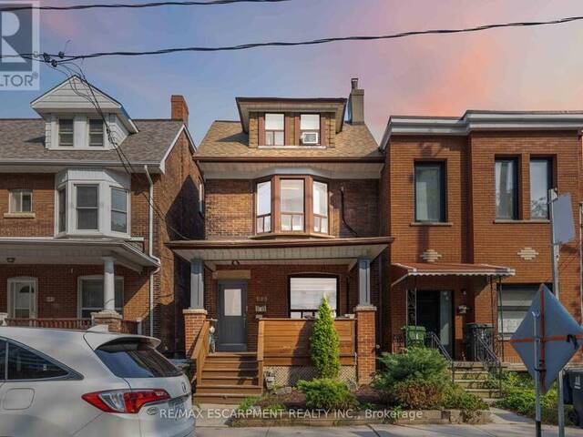 689 DOVERCOURT ROAD Toronto Ontario