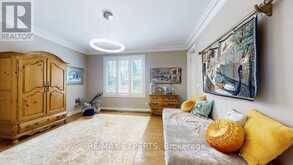 27 THERESA CIRCLE Vaughan