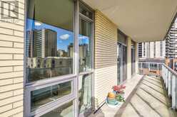 307 - 62 FOREST MANOR ROAD Toronto 