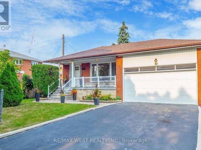 42 SWORDBILL DRIVE Toronto Ontario