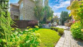 166 GRAND VELLORE CRESCENT Vaughan