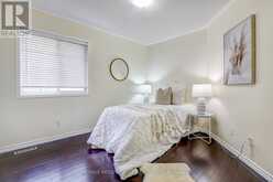 28 WUTHERING HEIGHTS ROAD Toronto