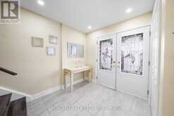 5 ELMHURST DRIVE Toronto 