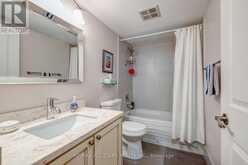 304 - 120 PROMENADE CIRCLE Vaughan