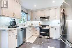 6525 WARBLER LANE Mississauga